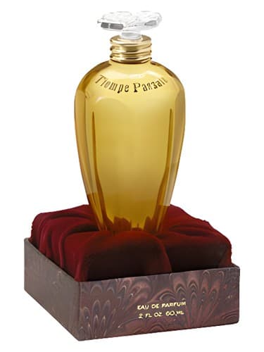 Tiempe Passate by Antonia's Flowers bottle